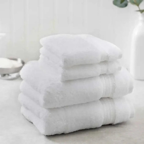 Charisma Other - Charisma Soft 4-piece Hand and Washcloth Towel Set Silver